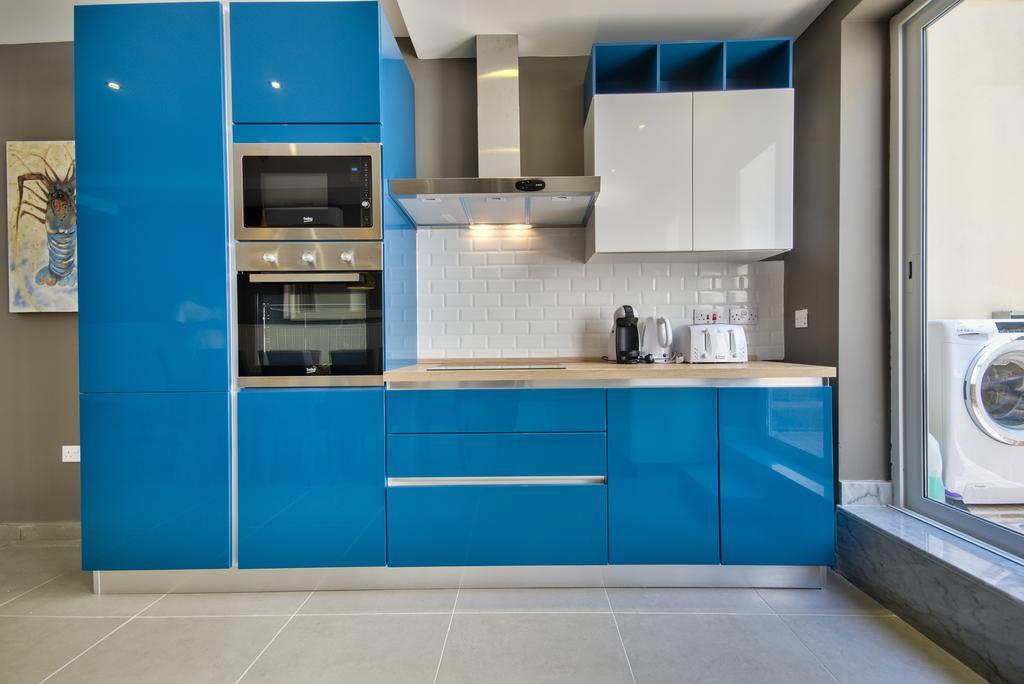 Amazing 4-Bedroom Sliema Town House With Jacuzzi Екстериор снимка