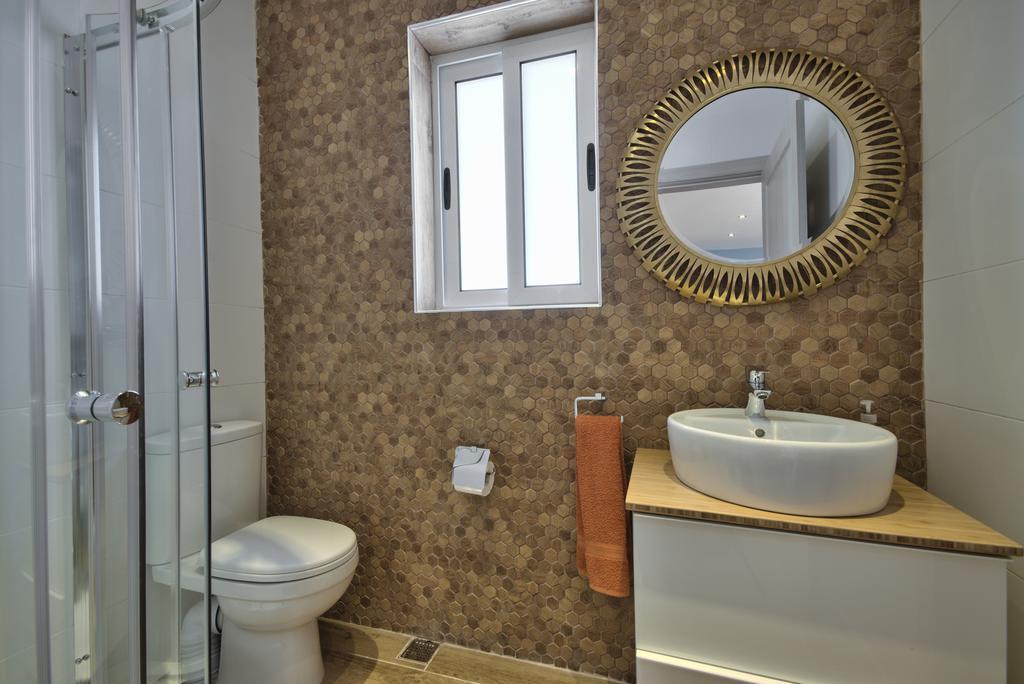 Amazing 4-Bedroom Sliema Town House With Jacuzzi Екстериор снимка