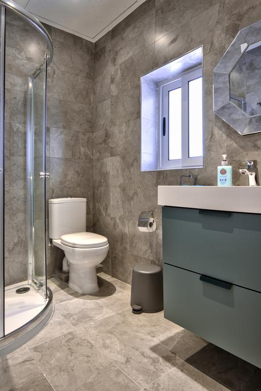 Amazing 4-Bedroom Sliema Town House With Jacuzzi Екстериор снимка